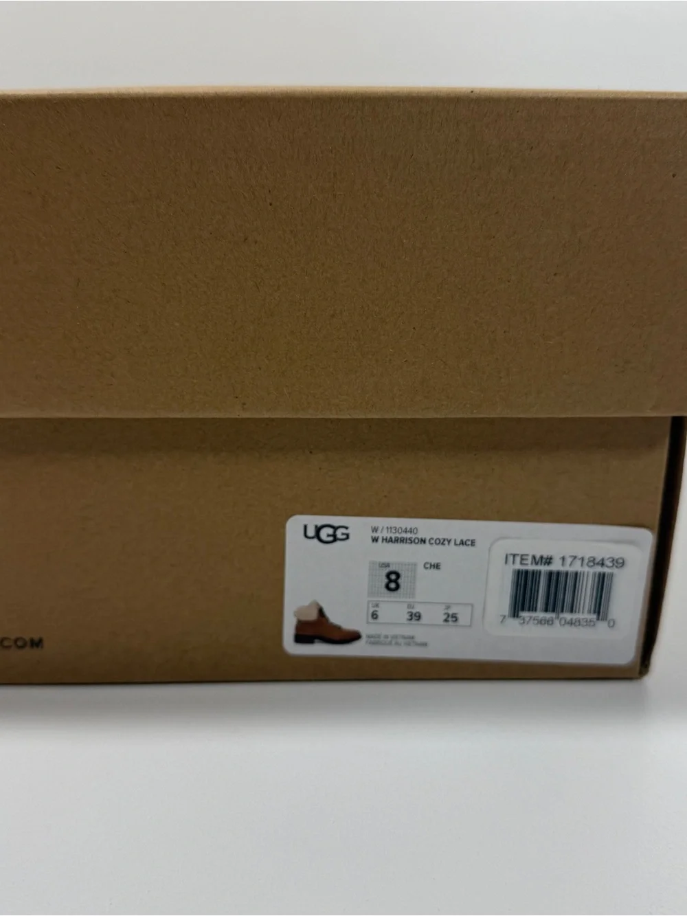 NIB UGG Women's Harrison Cozy Lace Boot Size 8